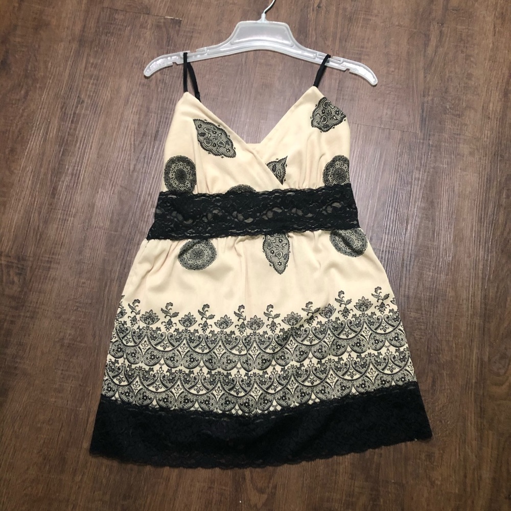 White House Black Market Creme Lace Dress M